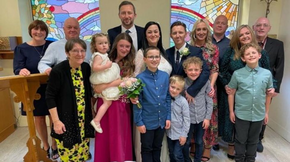 Fleetwood couple wed in hospital chapel after groom's diagnosis BBC News