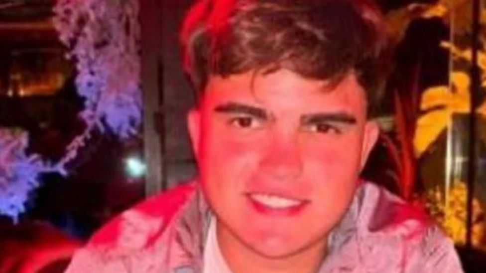 Tadcaster Boxing Day killing not selfdefence, jury told BBC News