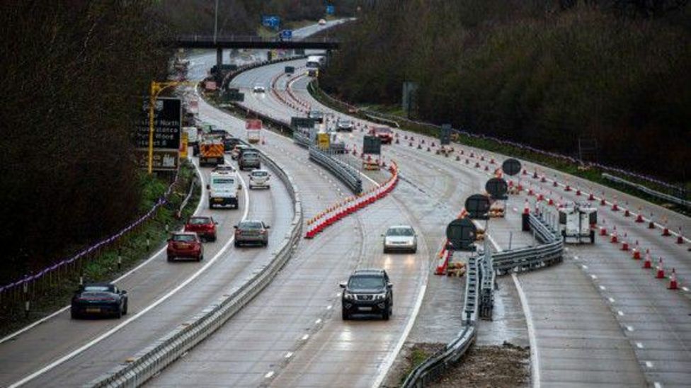 Dover delays: Long queues for passengers at Channel port - BBC News