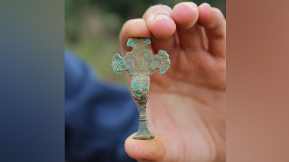 Small brooch from the Rendlesham dig