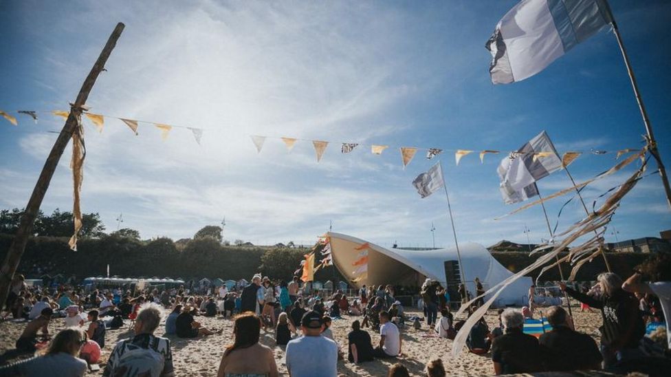 Lowestoft Volunteers sought for third First Light Festival BBC News