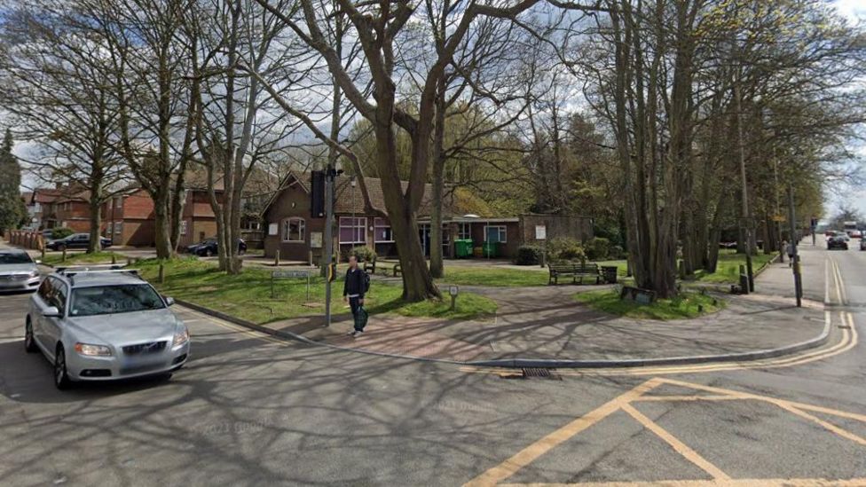 Tunbridge Wells Police appeal after man dies in car crash BBC News