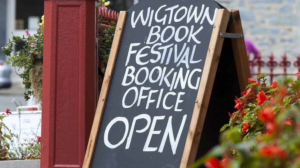 Sign advertising the Wigtown book festival