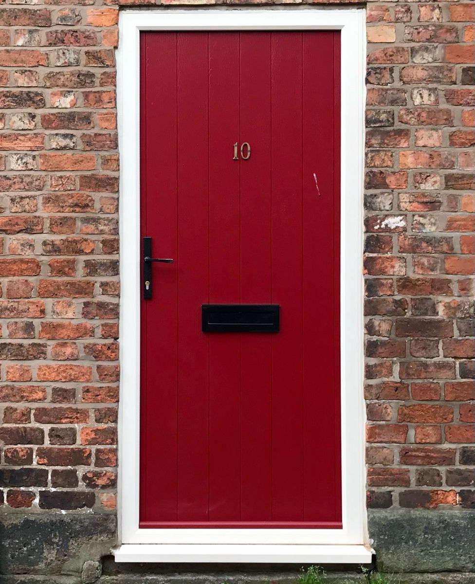 A photo of a door with the number 10