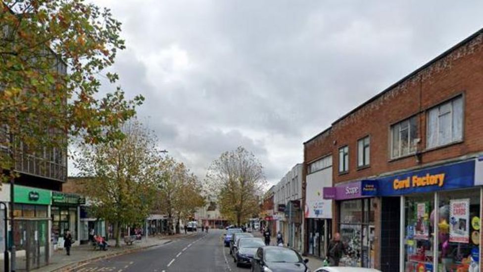 Oadby Town Centre Road To Close For Water Main Installation Bbc News