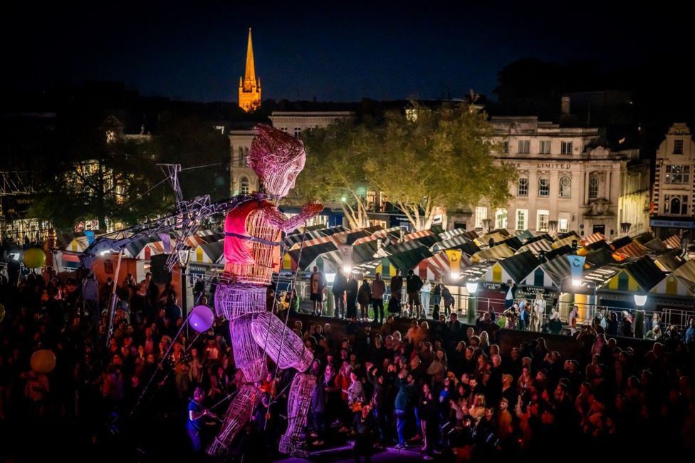 Norfolk and Norwich Festival opens with giant walking puppet BBC News Norfolk &Amp; Norwich Festival 2025