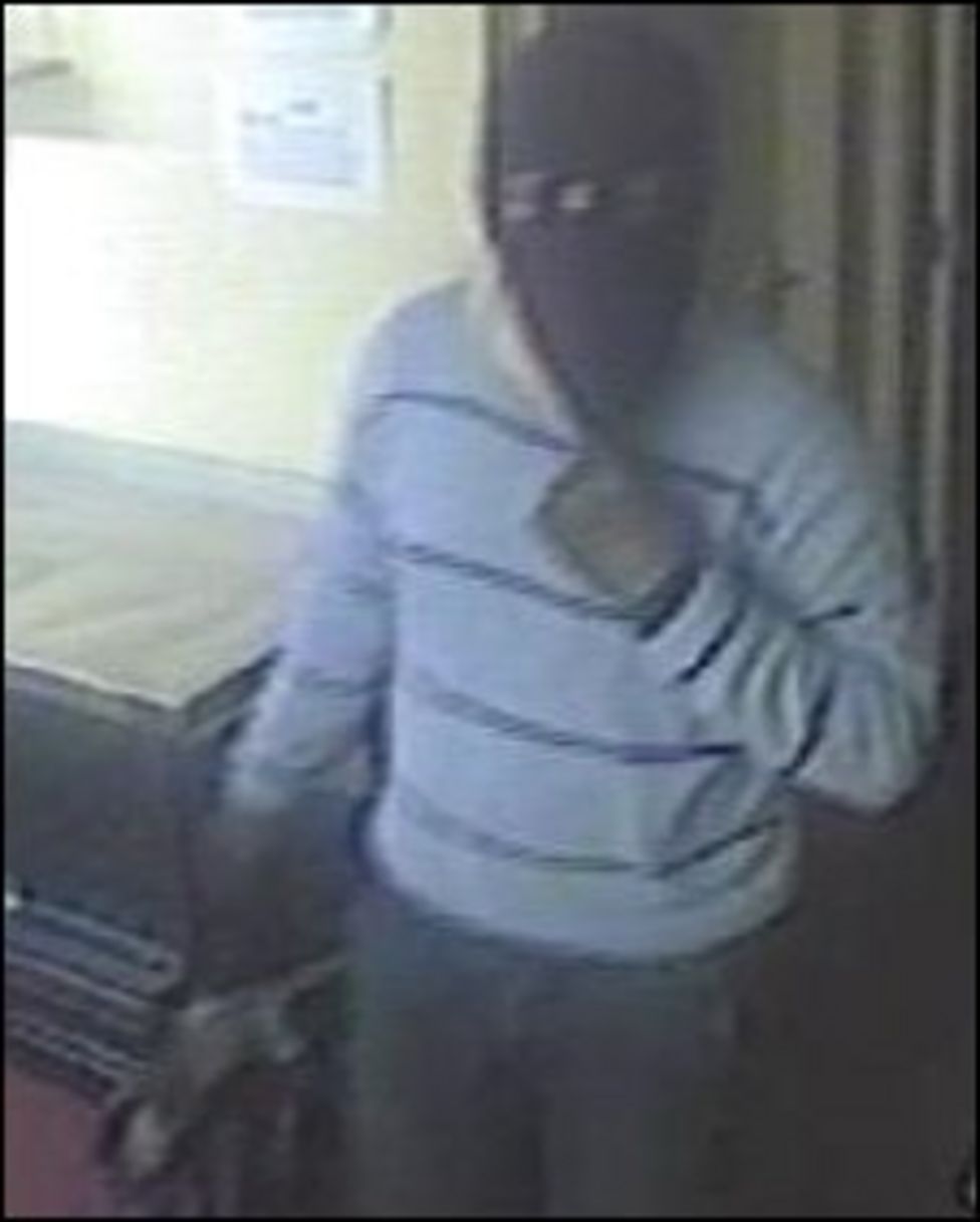 Porter in Cottingham hotel robbery 'ordeal' BBC News