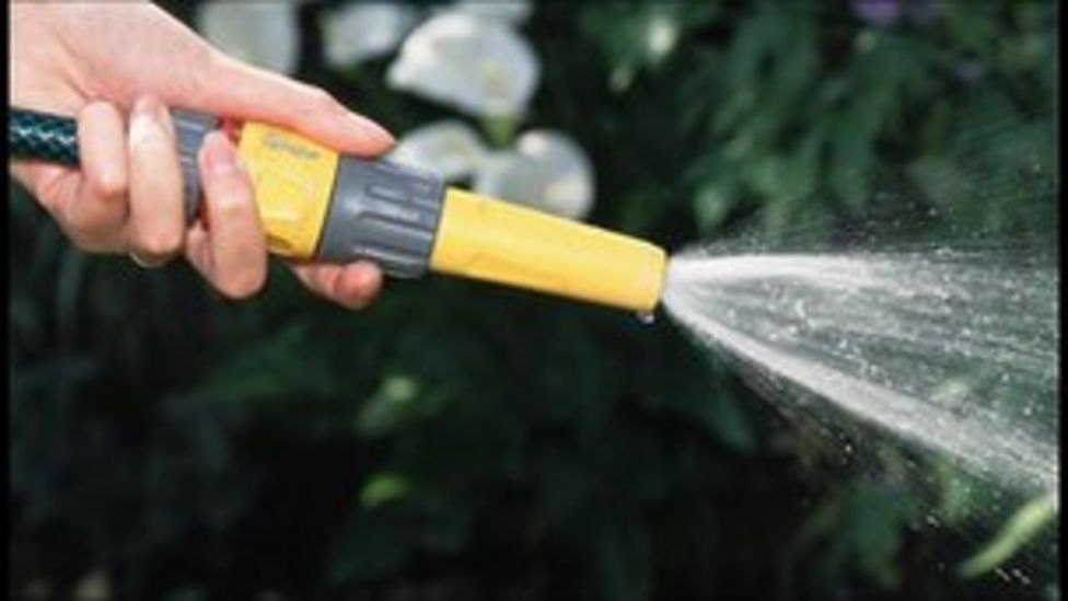 Hosepipe ban saves 3 billion litres of water in a month BBC News