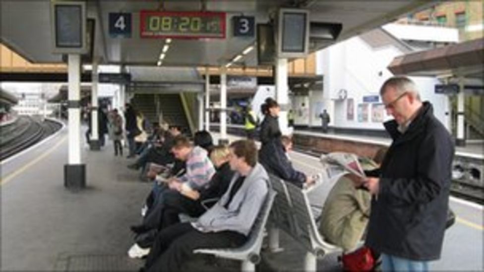 Peak rail times 'are confusing', Which? suggests BBC News