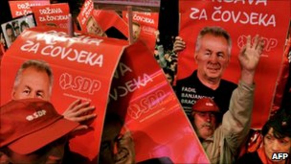 Divided Bosnians vote after nationalist campaign BBC News