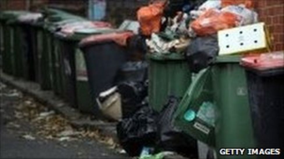 Leeds council alters bin collection routes after strike BBC News