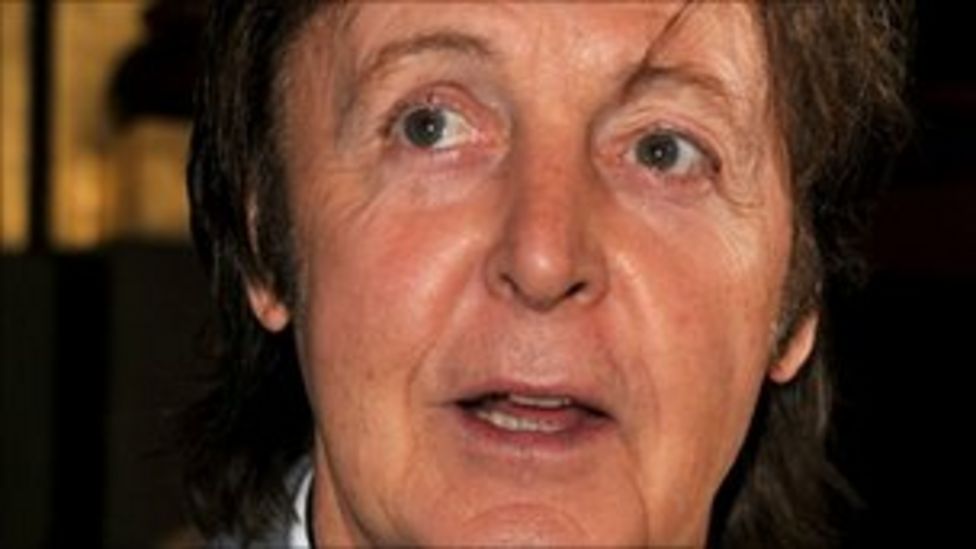 Paul McCartney famed Mull of Kintyre estate put on sale - BBC News