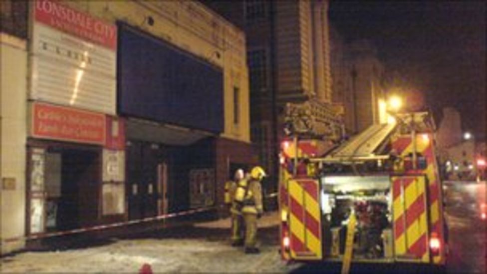 Fire damages former Lonsdale Cinema in Carlisle BBC News