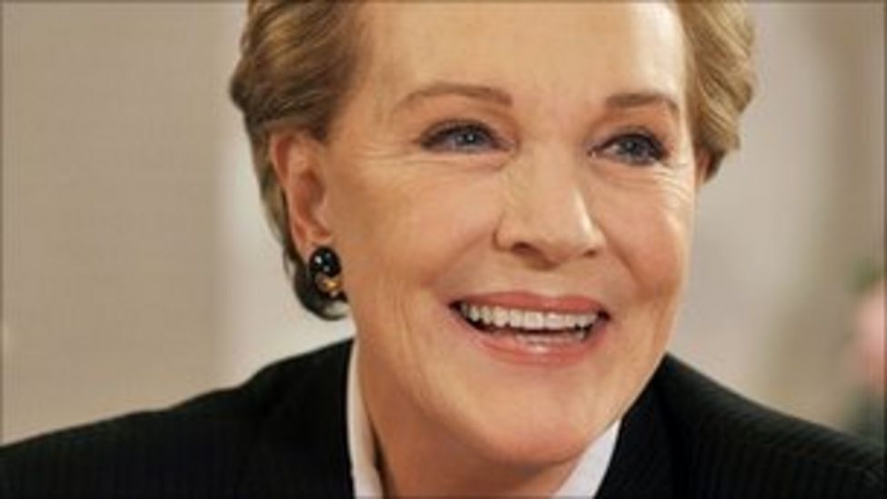 Julie Andrews to get lifetime Grammy BBC News