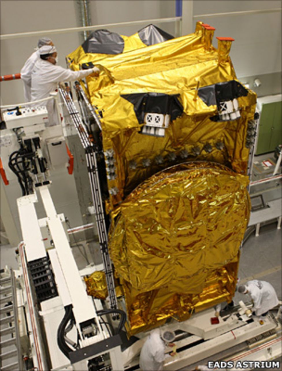 Ka-Sat net-dedicated spacecraft lifts off - BBC News
