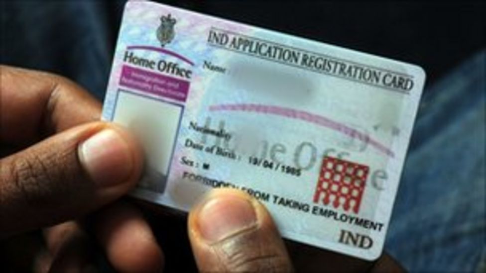 Dispute over report on 'destitute' asylum seekers BBC News