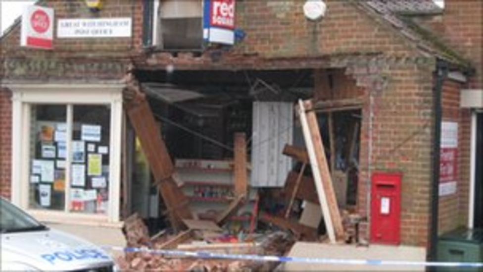 Lenwade Post Office Targeted In Ram-raid - Bbc News