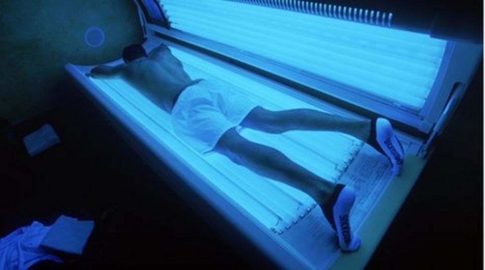 Newsbeat guide to... sunbeds and tanning BBC News