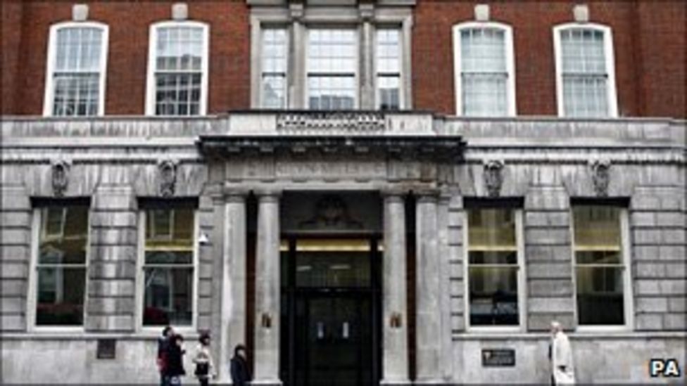 Office FOI responses 'too slow' BBC News