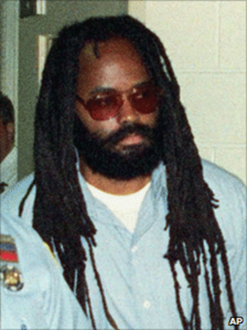 New Hearing For Ex-Black Panther Abu-Jamal On Death Row - BBC News