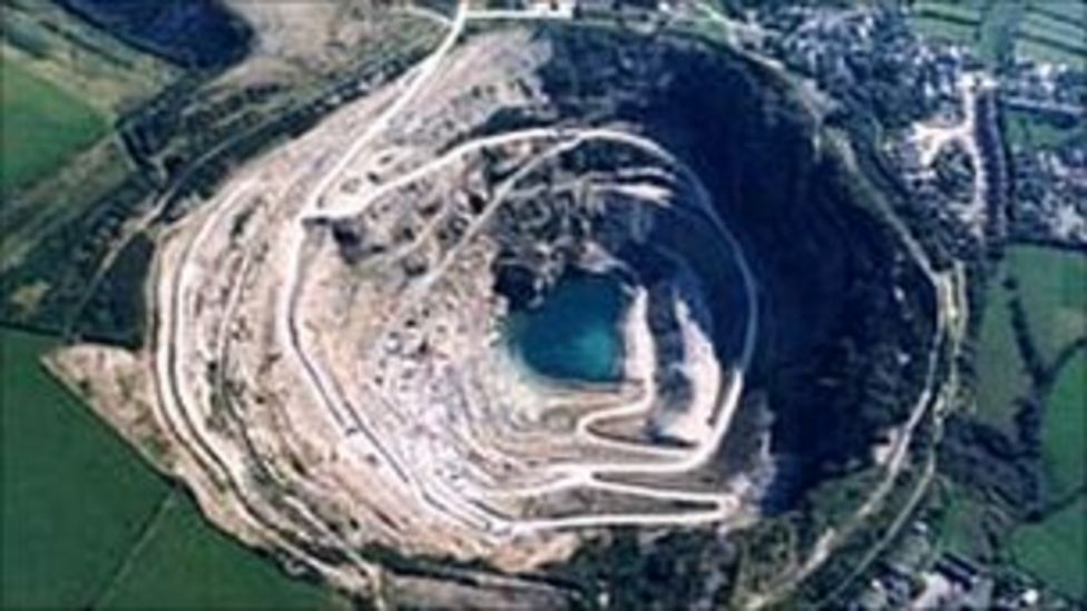 Quarry dangers lead to safety warning in Cornwall BBC News