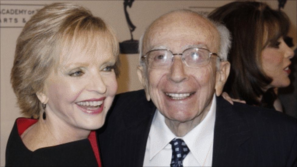 Florence Henderson Brady Bunch matriarch dies at 82 BBC News