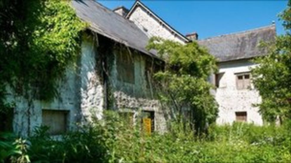 Llanyrafon Manor in Cwmbran reopens as heritage centre BBC News