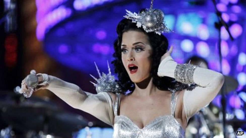 Katy Perry equals US chart record with fifth number one