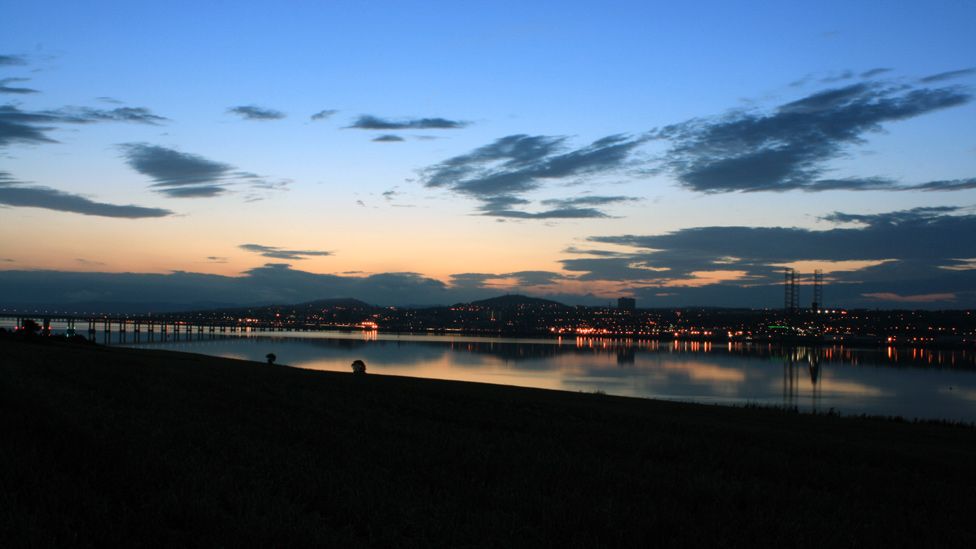 Dundee at dusk