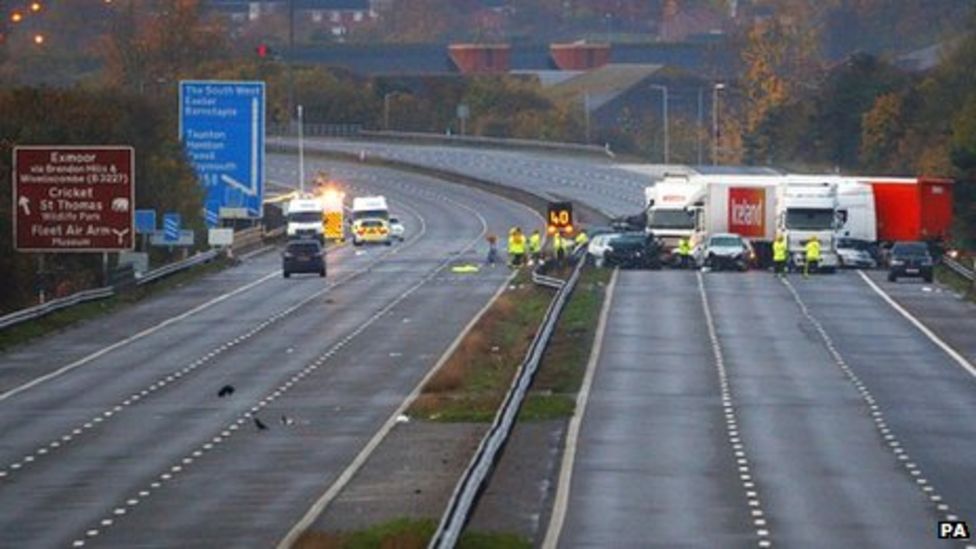 M5 crash Fears 'more than 10 killed' BBC News