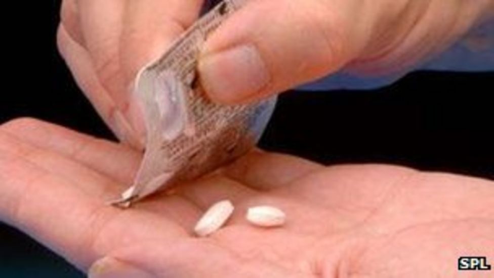 paracetamol-warning-slightly-too-much-can-cause-overdose-bbc-news