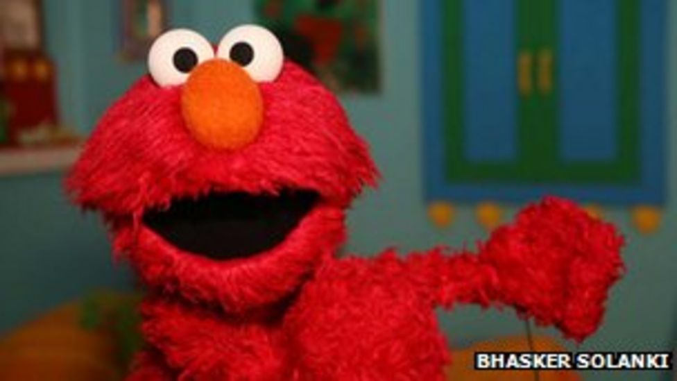 Puppet power as Sesame Street arrives in Lahore BBC News