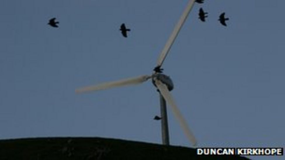 Auchterarder wind turbine 'must be taken down' BBC News
