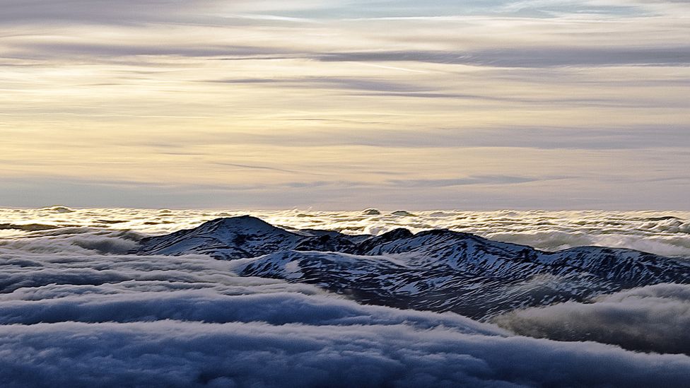 Clouds over An Sgor, Meall Garbh, Meall a' Bharr and Carn Mairg