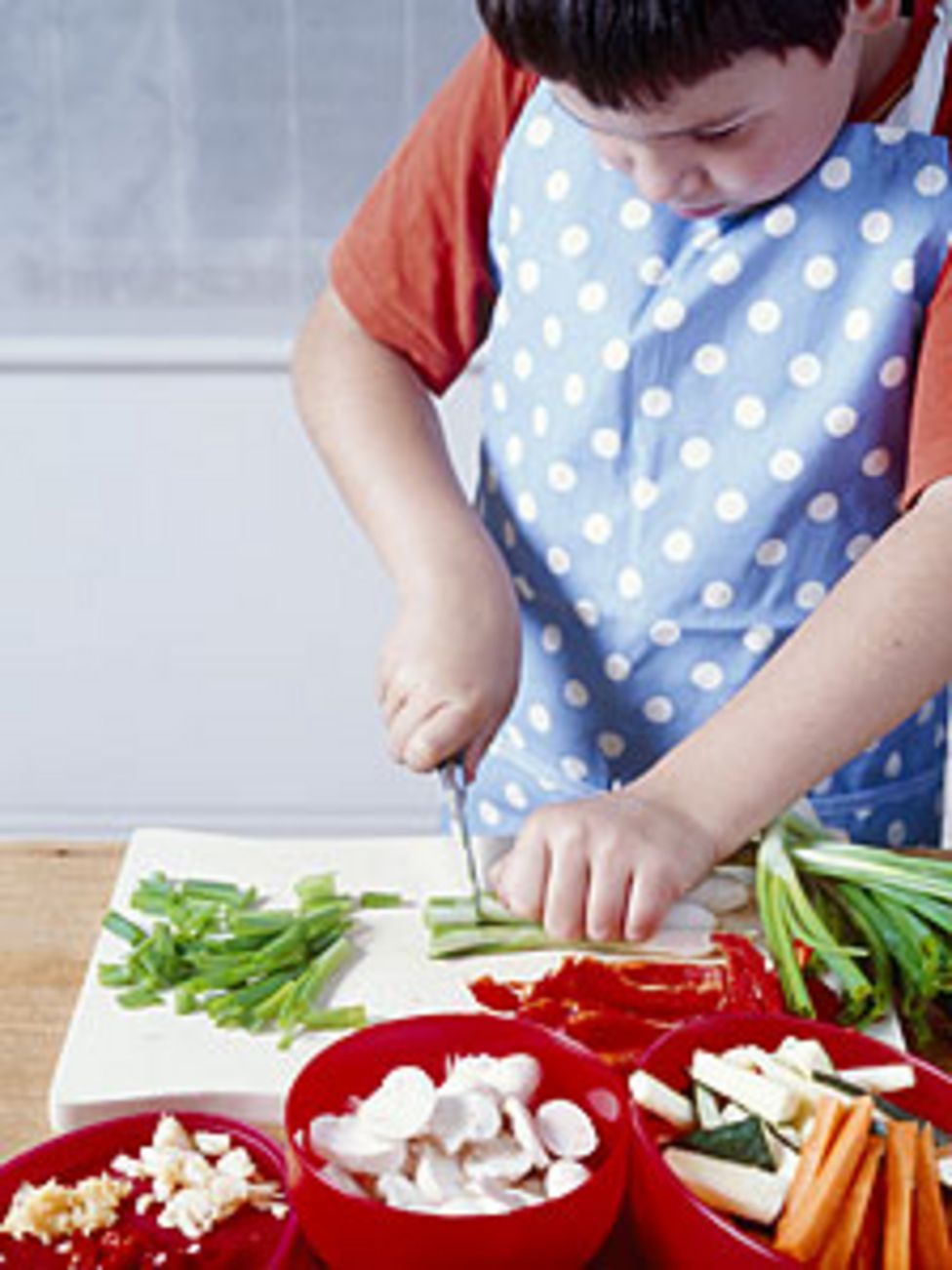 Why cooking skills are the key to healthy eating - BBC News