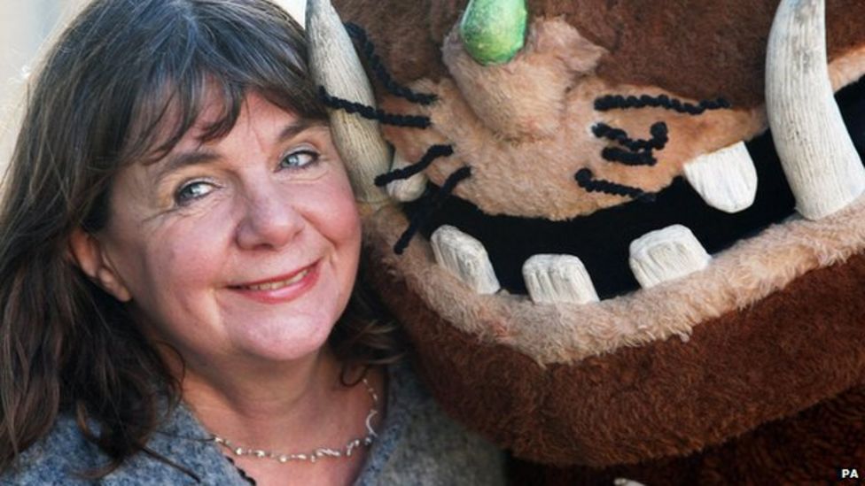 Gruffalo poem for library closures - BBC Newsround