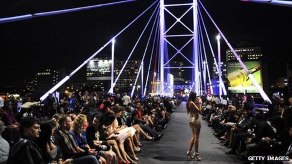 Oysters on the mean streets of Johannesburg BBC News