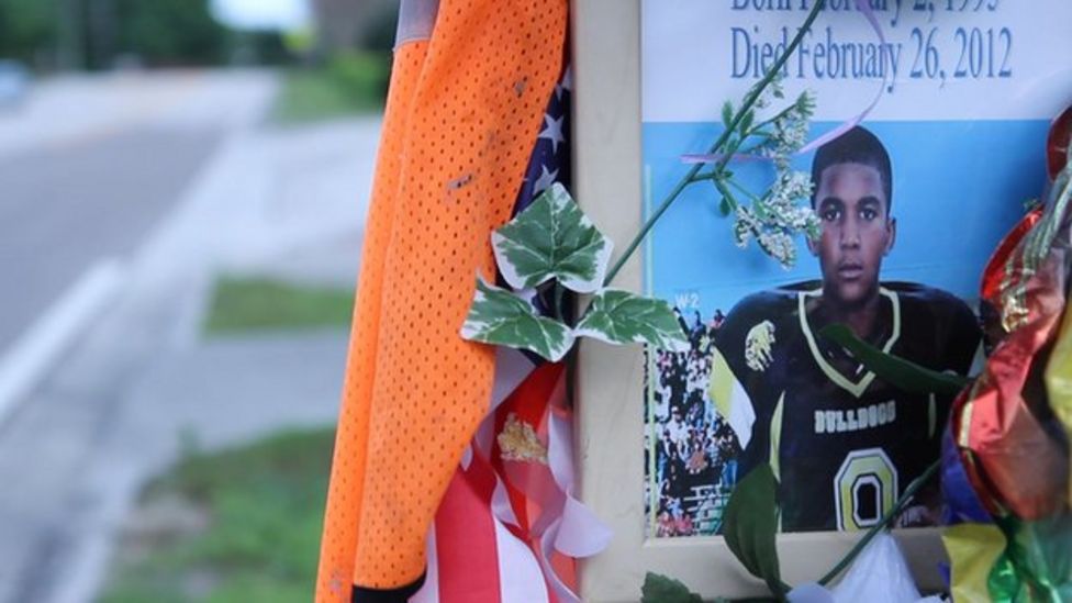 Trayvon Martin's death puts Sanford, Florida on edge - BBC News