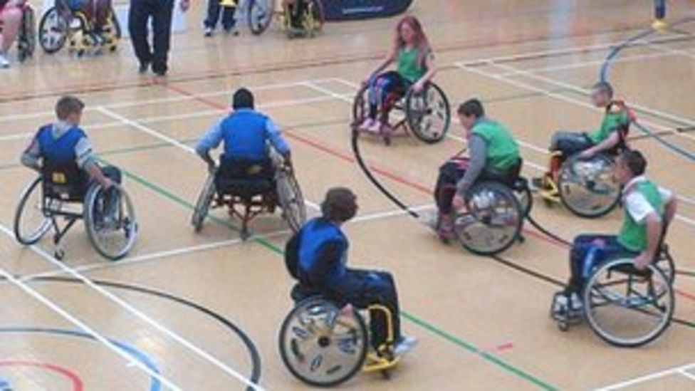 Wheelchair rugby players attempt world record in Medway BBC News