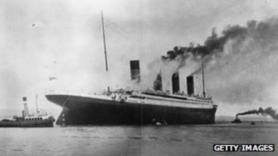 Merseyside Maritime Museum unveils Titanic exhibition - BBC News