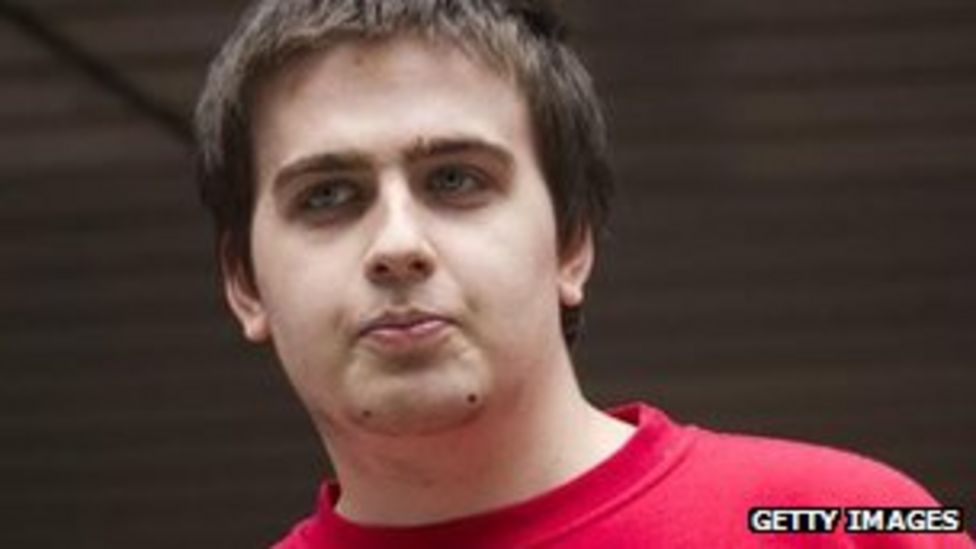Uk Hacking Suspect Ryan Cleary Held After Bail Breach Bbc News 