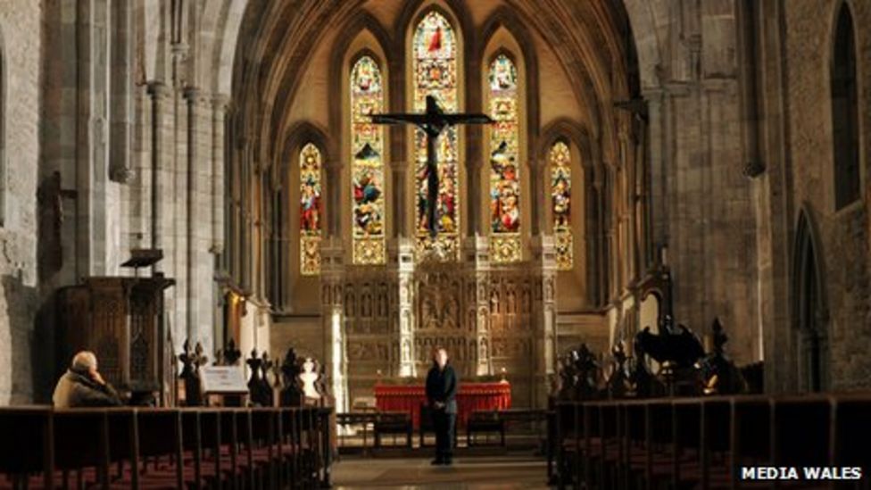 Brecon Cathedral hosts Anthony Bunker's crucifix, commissioned for his ...