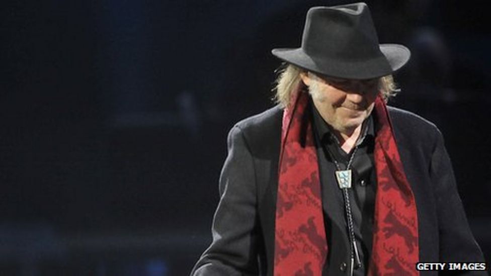 Neil Young claims God Save the Queen as American folk song - BBC News