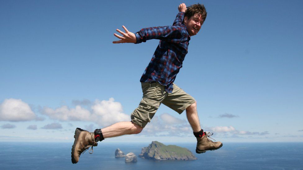 Nick appears to jump over Boreray
