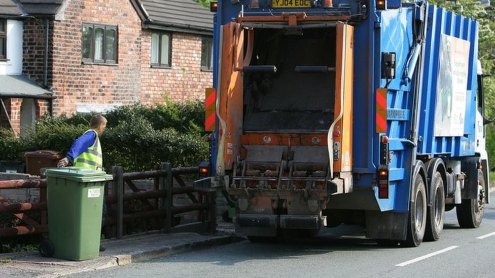South Gloucestershire Council green bin collection charge starts BBC News