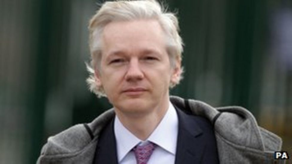 Julian Assange 'abandoned by Australia' - BBC News