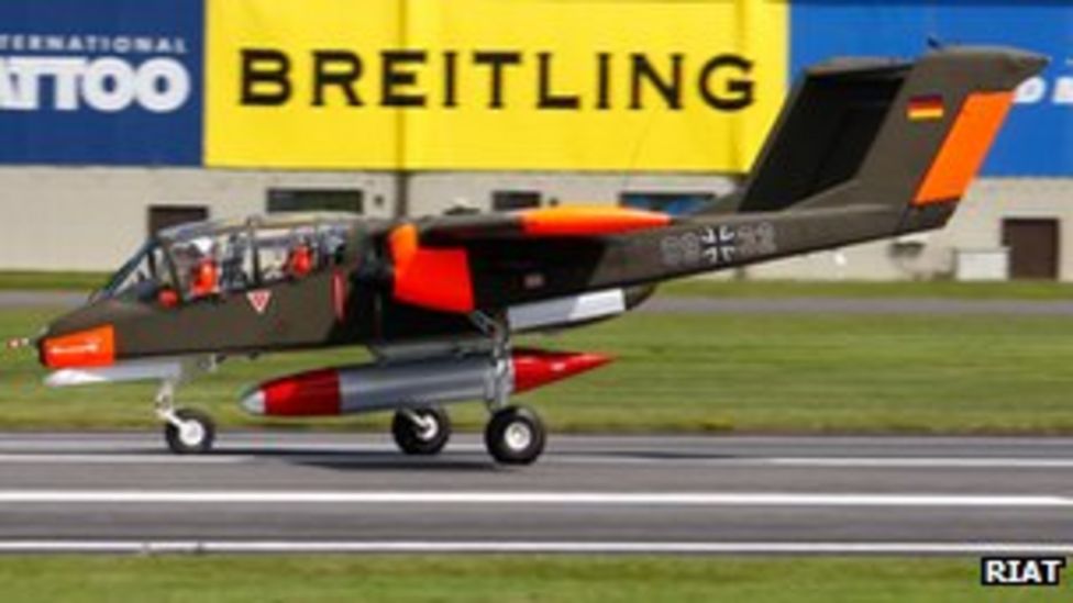 Cotswold Airport crash Bronco had 'unusual configuration' BBC News