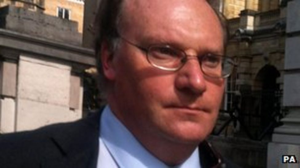 Public school teacher Bruce Roth jailed for sexual abuse - BBC News