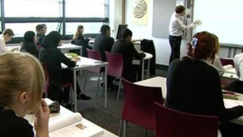 academies-told-they-can-hire-unqualified-teachers-bbc-news