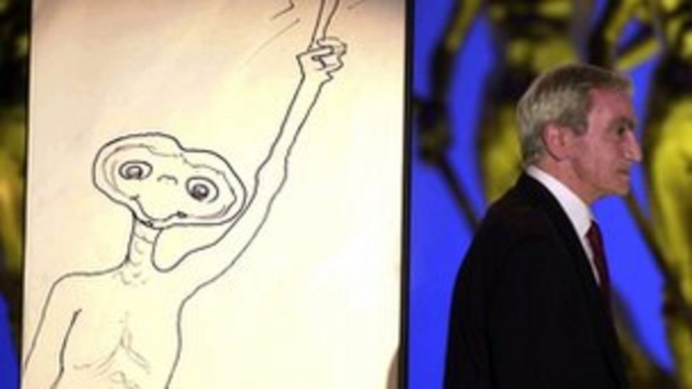 ET and Alien special effects artist Carlo Rambaldi dies BBC News